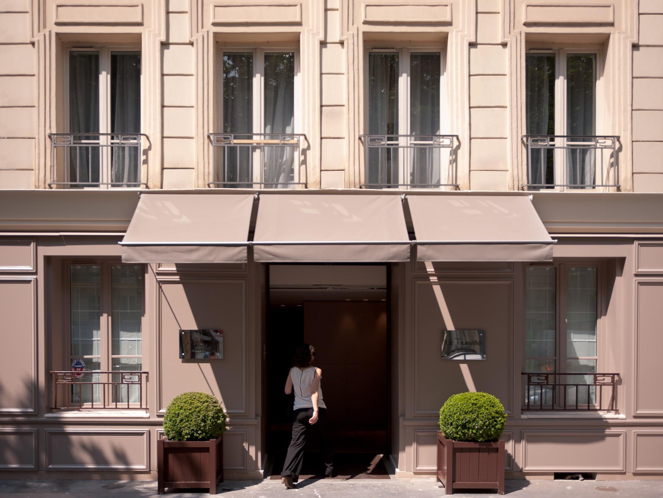 Hotel Le Tourville By Inwood Hotels Paris Exterior foto